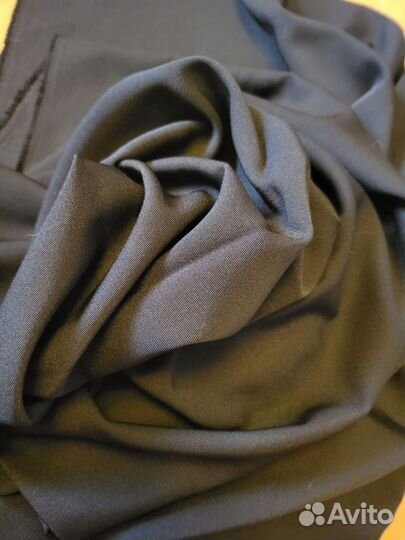 Костюмная ткань новая 150 х 150 см отрез