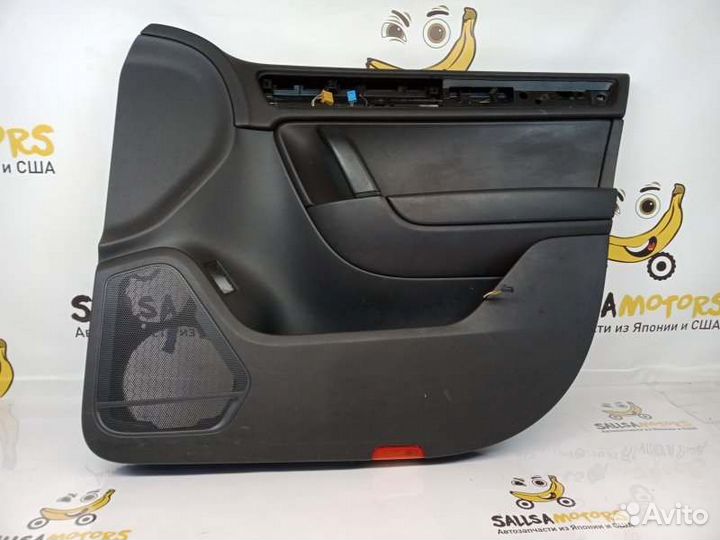 Обшивка двери передняя правая Volkswagen Touareg