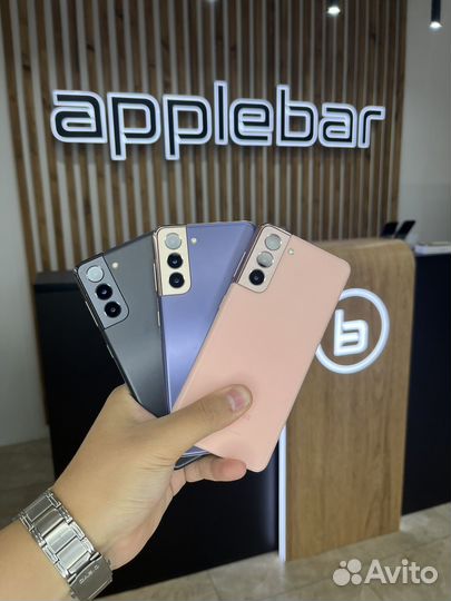 Samsung Galaxy S21, 8/256 ГБ