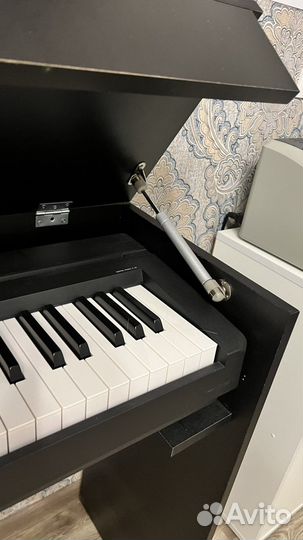 Стойка для цифрового пианино