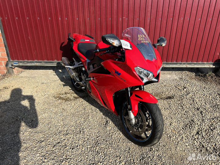 Продам Honda vfr800f 2014