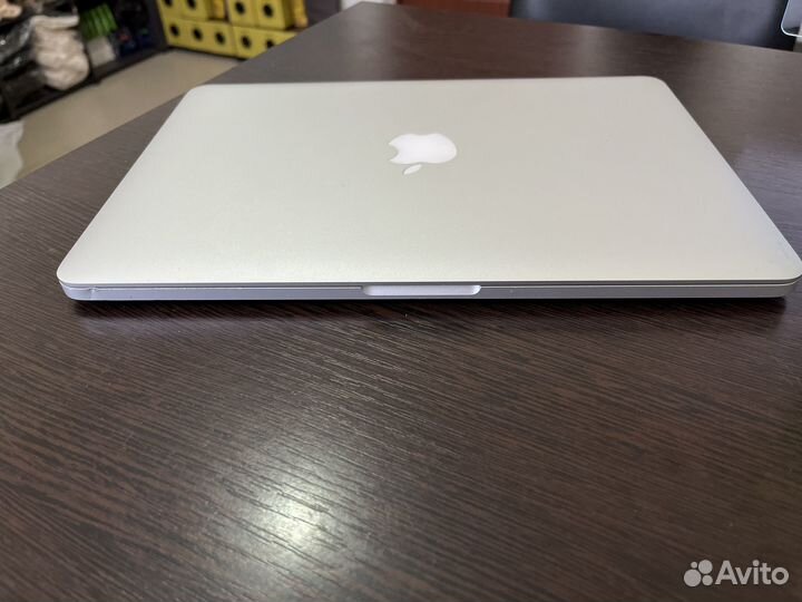 Ноутбук Apple MacBook Pro 13