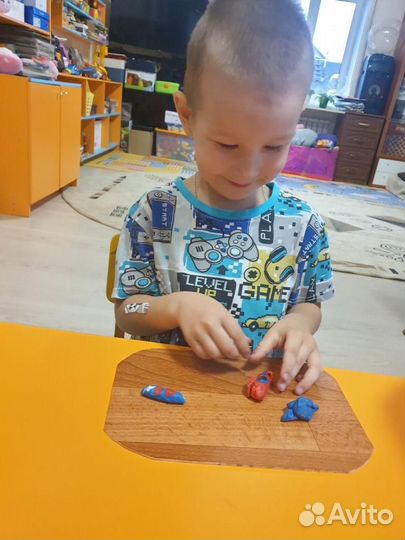 Няня почасовая Тюмень (с развивающими занятиями)