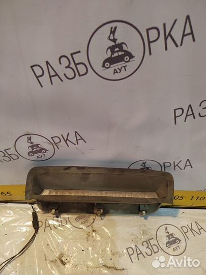 Стоп сигнал на стекле Opel Astra G Chevrolet Viva