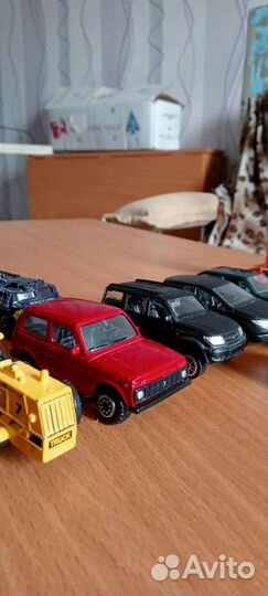 Модели автомобилей одним лотом