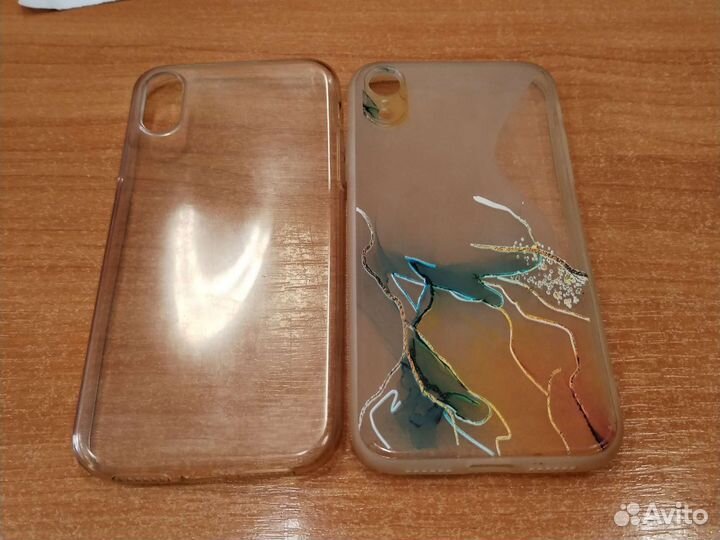 Чехлы на телефон iPhone XR