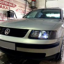 Volkswagen Passat 2.3 AT, 1999, 300 000 км, с пробегом, цена 600 000 руб.