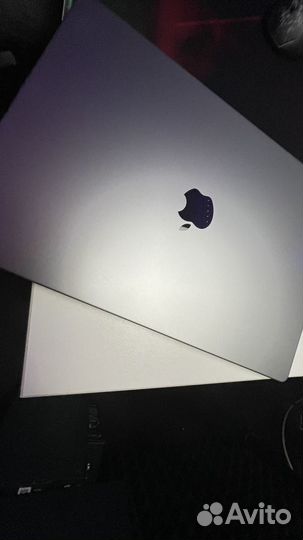 Macbook pro 16 m1 32gb 2tb