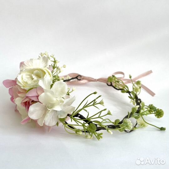 Венок на голову из цветов односторонний розовый