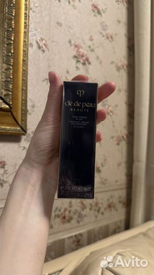 Cle de peau тональный крем