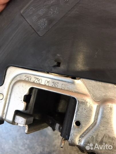 Замок задний левый мерседес w219