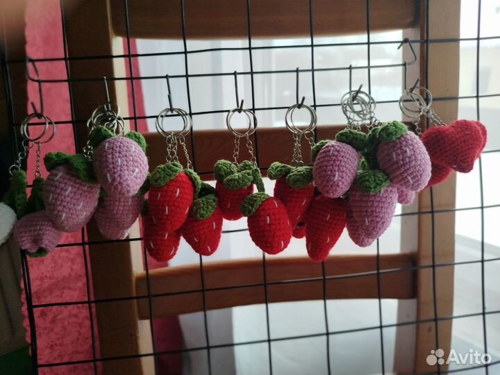 Вязанные игрушки брелок