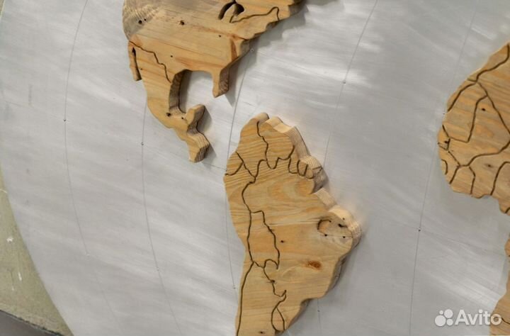 Карта World Map Aluminum and Wood