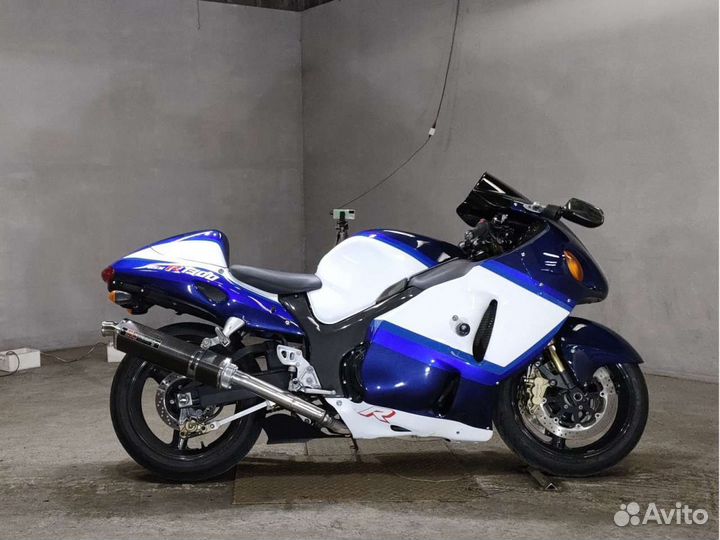 Suzuki GSX1300R Hayabusa 042028