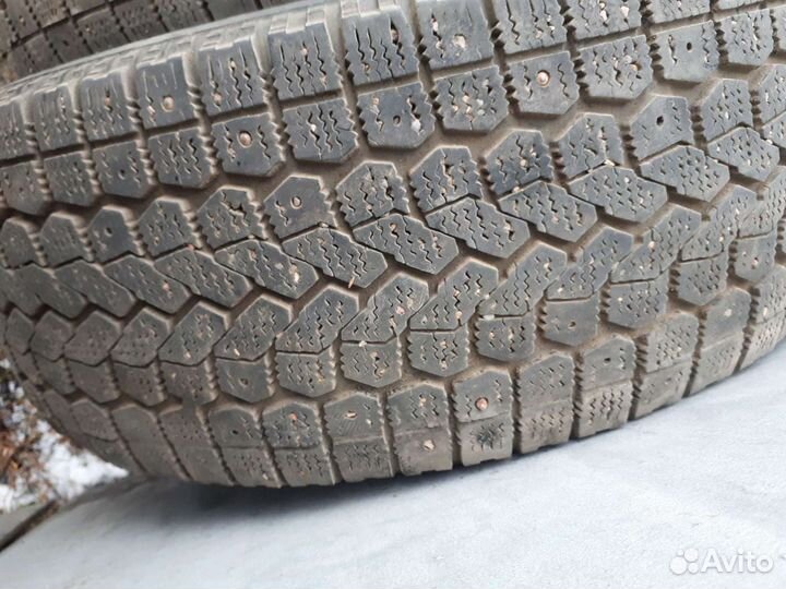 Yokohama Ice Guard F700S 205/55 R16