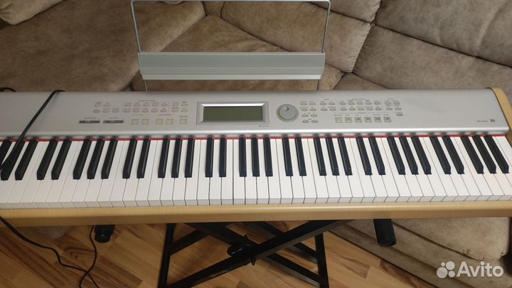 Цифровое пианино Korg sp-500