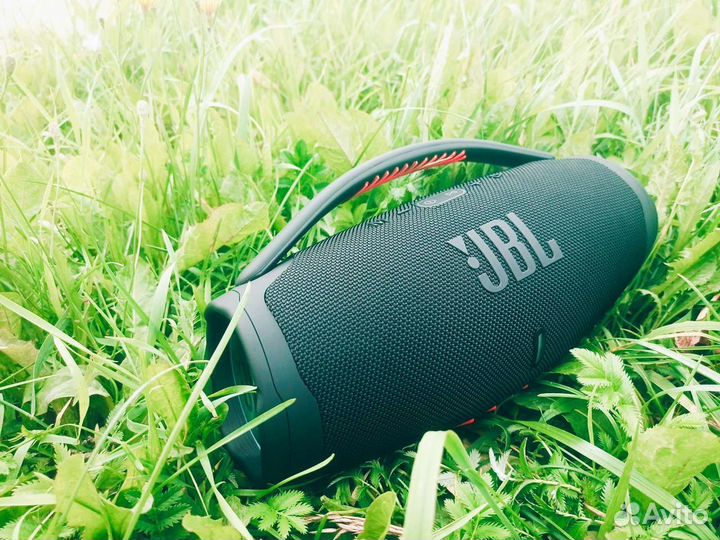 Колонка JBL Boombox