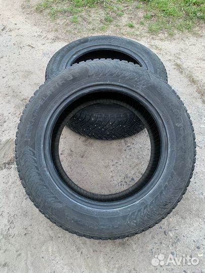 Nokian Tyres Hakkapeliitta 8 215/60 R16 99T