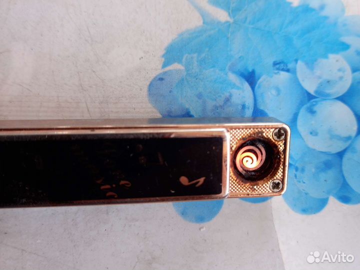 Зажигалка issa коллекционная