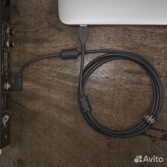 UDG Ultimate Audio Cable USB 2.0 A-B Black Angled