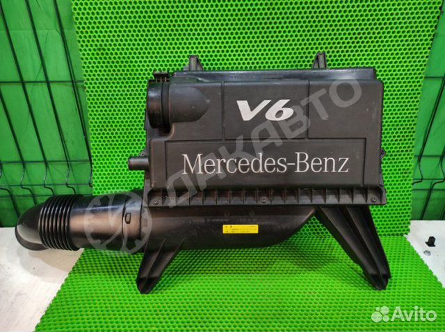 Корпус воздушного фильтра Mercedes-Benz V W639
