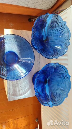 Конфетница цветное стекло