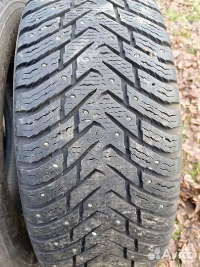 Nokian Tyres Hakkapeliitta 8 SUV 265/60 R18