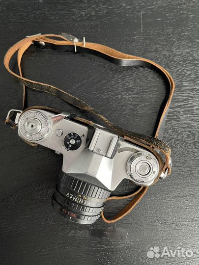 Плёночный фотоаппарат Zenit-E