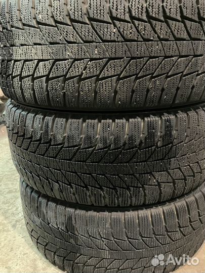 Triangle Snowlink PL02 215/45 R17