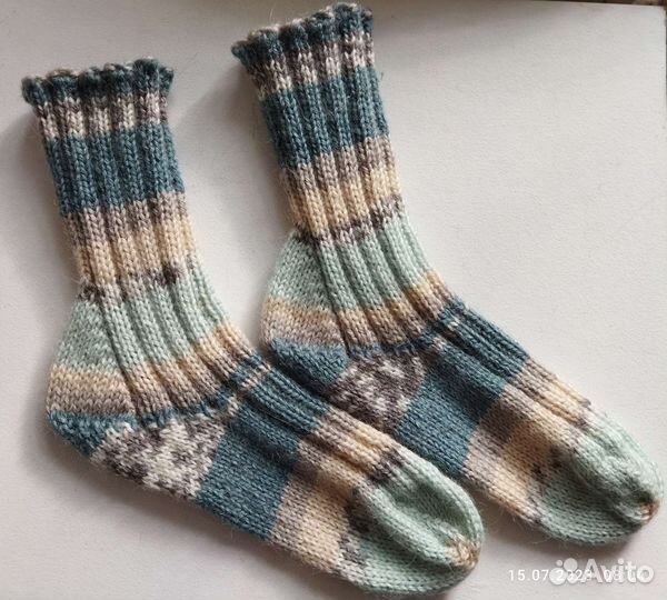 Носки женские шерстяные ручной вязки