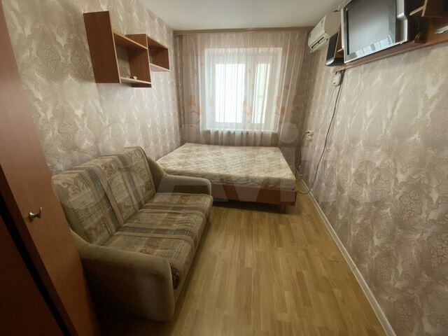 3-к. квартира, 70 м², 2/5 эт.