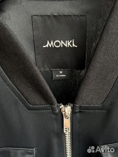 Бомбер Monki M