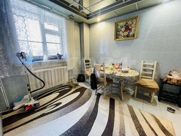 3-к. квартира, 122 м², 1/6 эт.