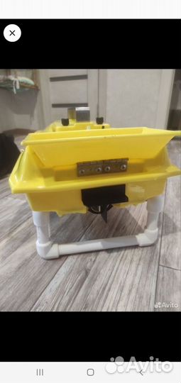 Карповый кораблик