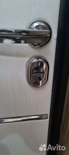 Открыть замок дверь машину