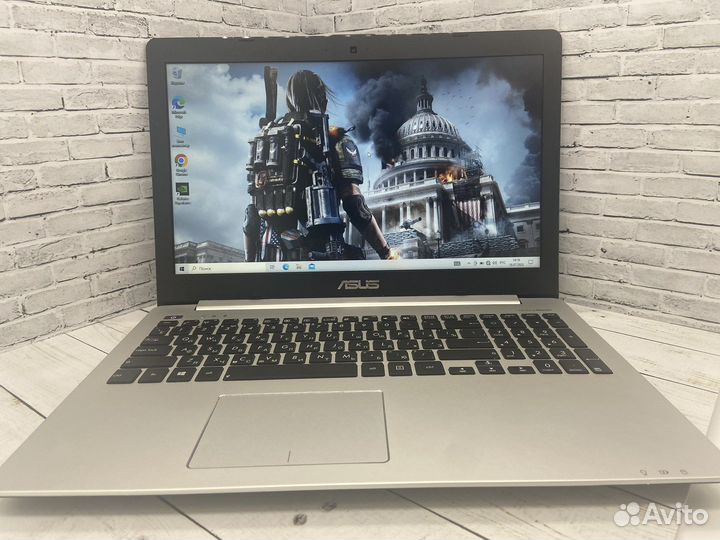Игровой ноутбук Asus / 15.6 / i3 / GeForce 2 Gb