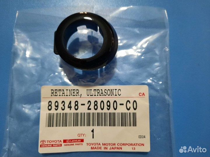 Кольцо парктроника заднее Toyota Land Cruiser 200