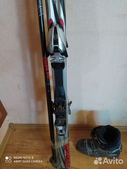 Горные лыжи,ботинки,палки комплект