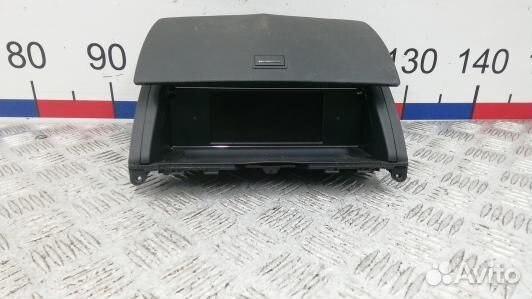 Монитор mercedes benz C-class W204 (SNT01IU02)