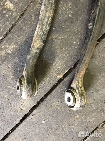 Mercedes w164 ml рычаг задний верхний