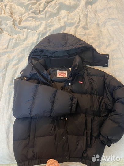 Пуховик женский levis оригинал новый L