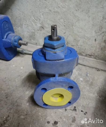 Продам задвижки Saint-Gobain PAM