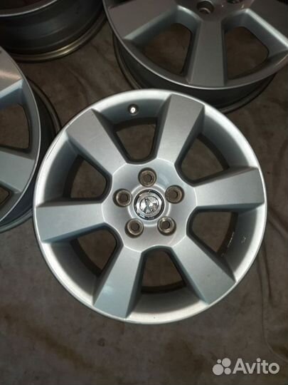 Литые диски Toyota R17 5*114.3 оригинал