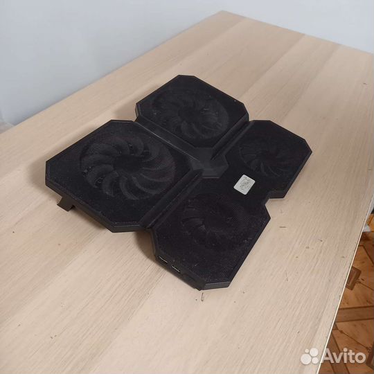 Подставка для охлаждения ноутбука