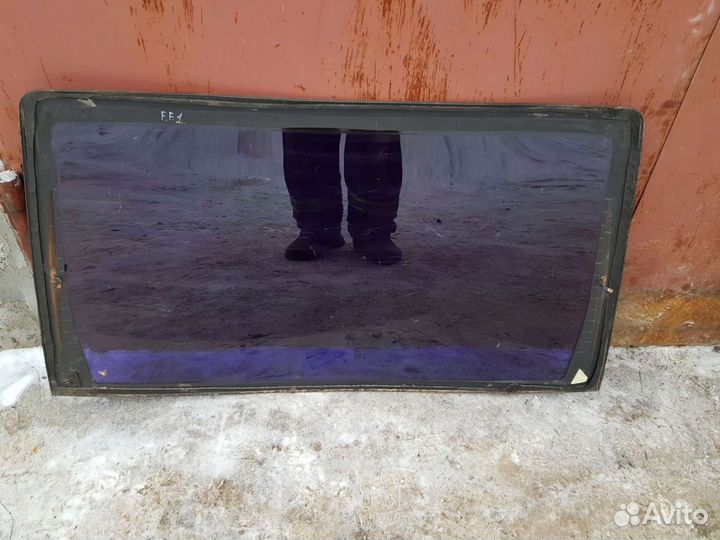 Заднее лобовое стекло Форд Фокус 1