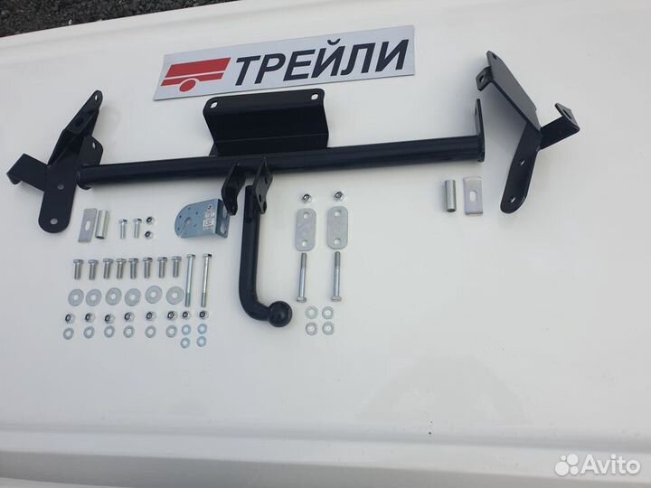 Фаркоп Volkswagen Touareg 2002-2010 Ю