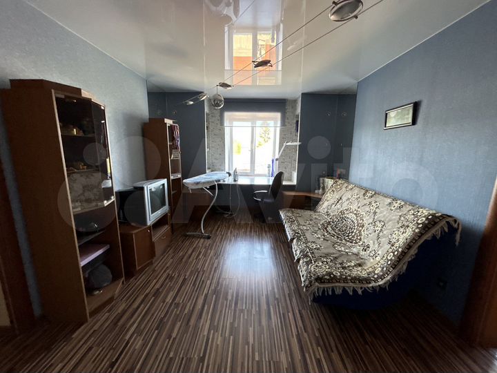 Дом 256 м² на участке 12 сот.