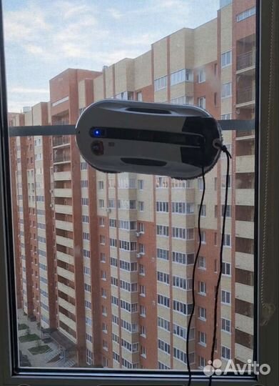 Аренда робота мойщика окон Hobot R3