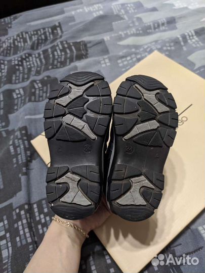 Ботинки демисезонные