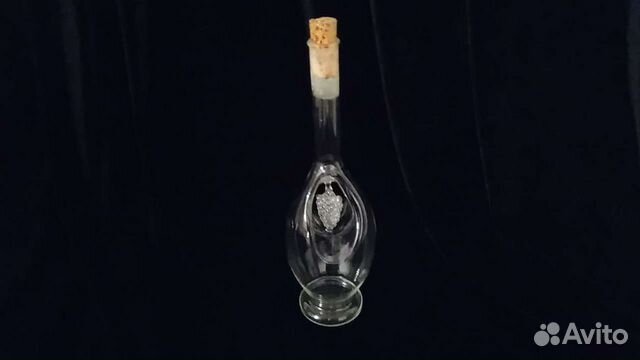 Винтажные набор стаканов и декоративная бутылка